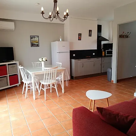 公寓 Acces Direct Pour Ce T2 Climatise Dans Avec Parking - 4scyp21